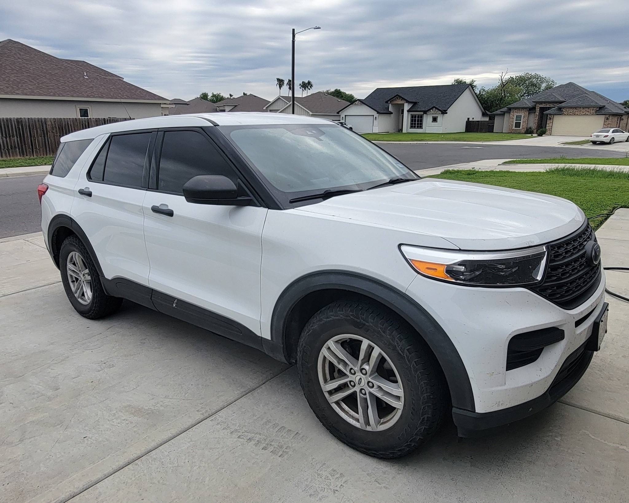 Before — 2022 Ford Explorer covered in road grime
